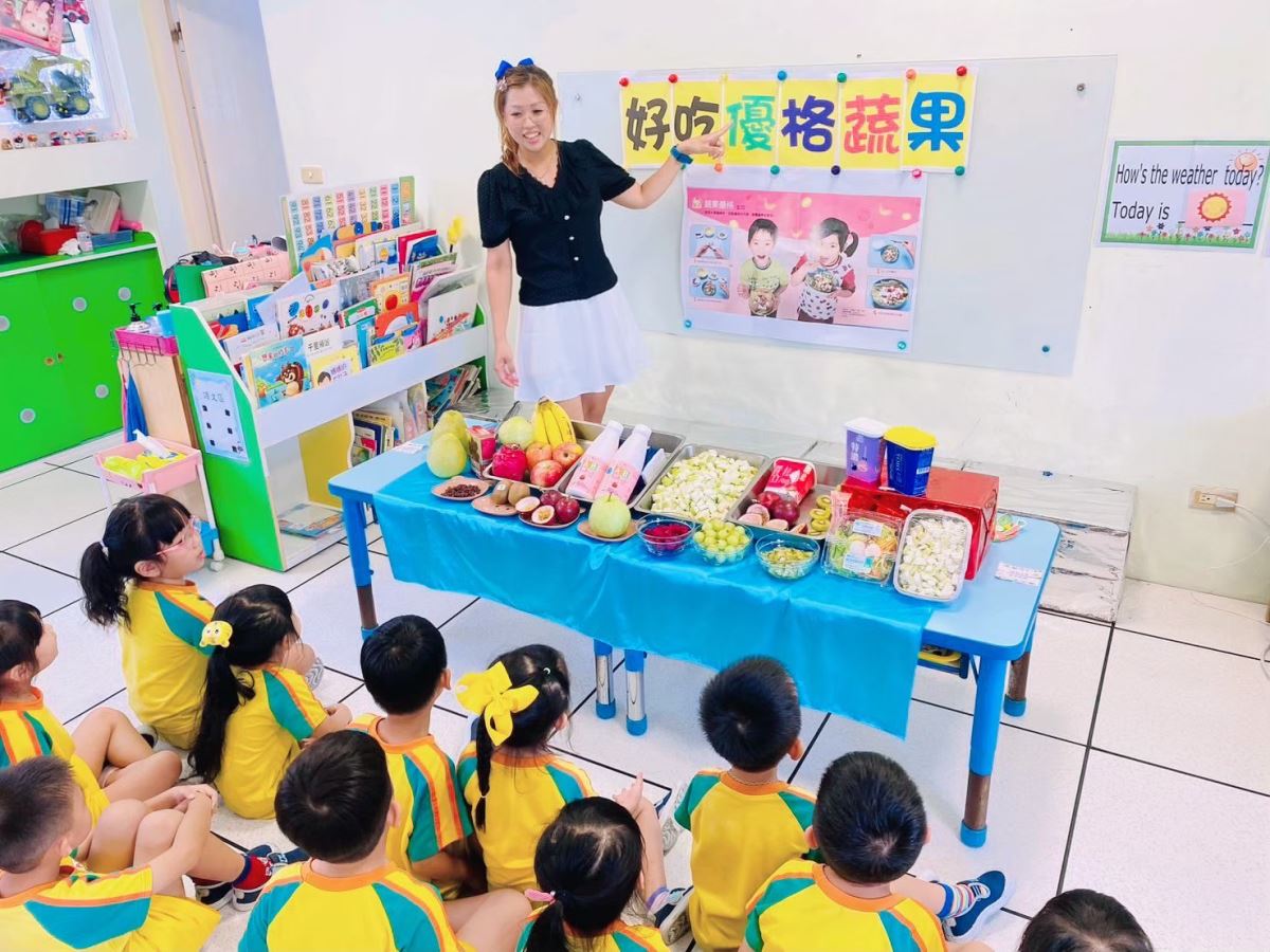 【按右鍵影像屬性置入圖片】